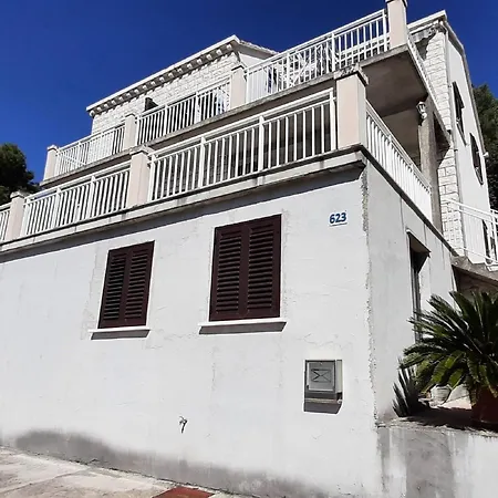 Classic Kor Ula - Two Bedroom With Terrace And Sea View Korcula Town